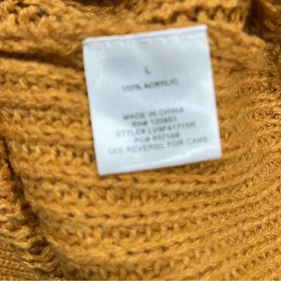 Olive and Oak long Camel Cardigan button front with pockets - Picture 5 of 6